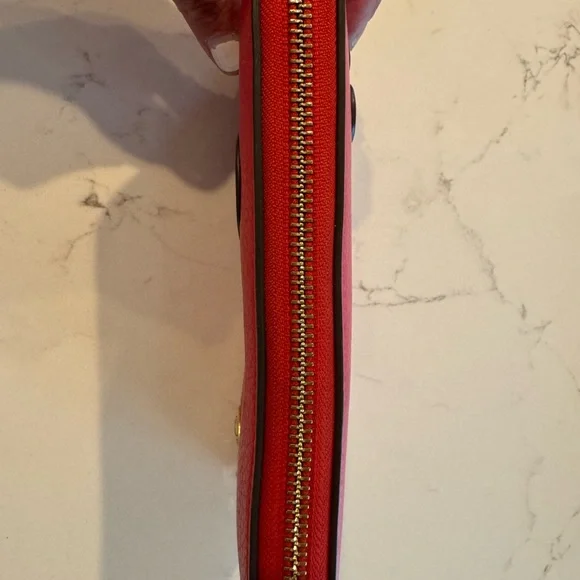 Preowned Tory Burch Perry Patchwork Hearts Long Zip Wallet - Picture 10 of 14